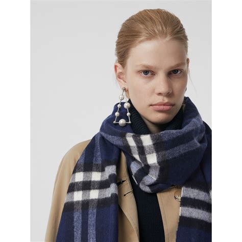 blue burberry scarf look|burberry original scarf.